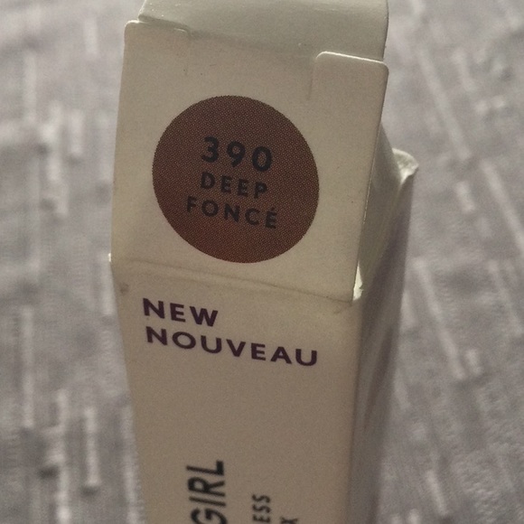 COVERGIRL Simply Ageless Instant Fix - Picture 5 of 5